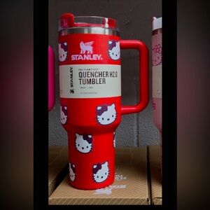Stanley Hello Kitty Pink Tumbler